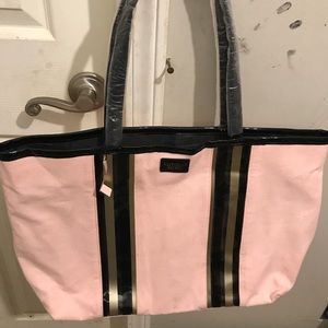 Victoria secret large bag never used before still got tags